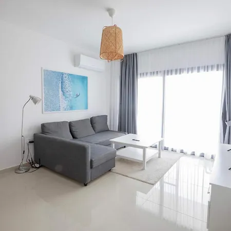 شقة Sea View Remus Family 2 Bdr *