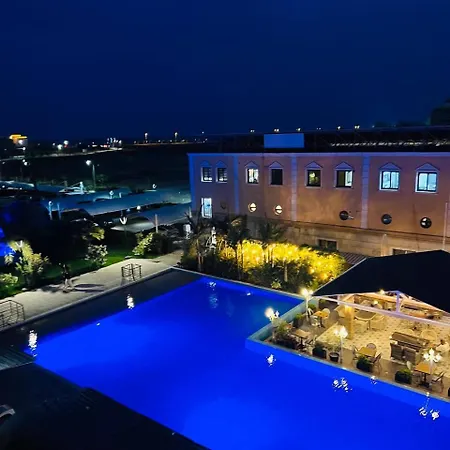 Sea View Remus Family 2 Bdr شقة نيقوسيا