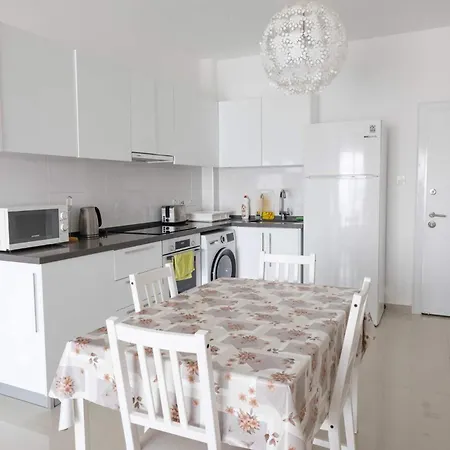 Sea View Remus Family 2 Bdr *