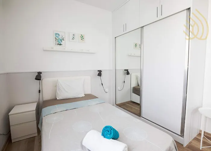 Sea View Remus Family 2 Bdr *