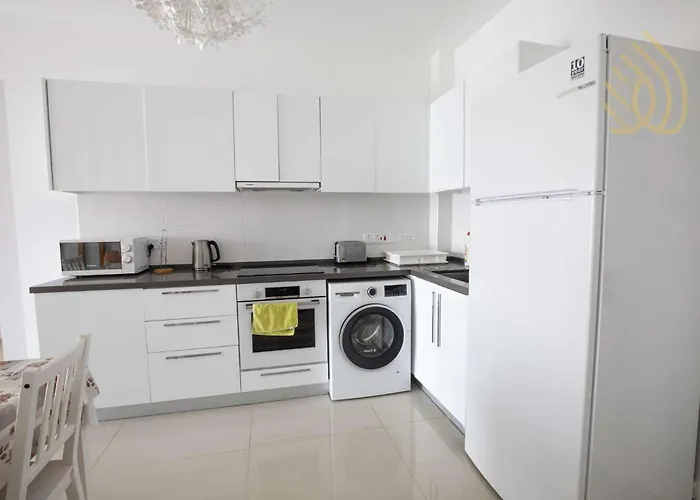 Sea View Remus Family 2 Bdr 公寓