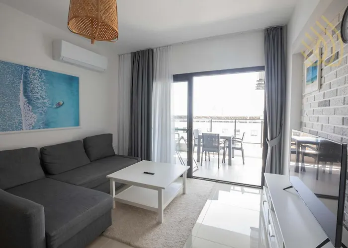 Sea View Remus Family 2 Bdr 公寓